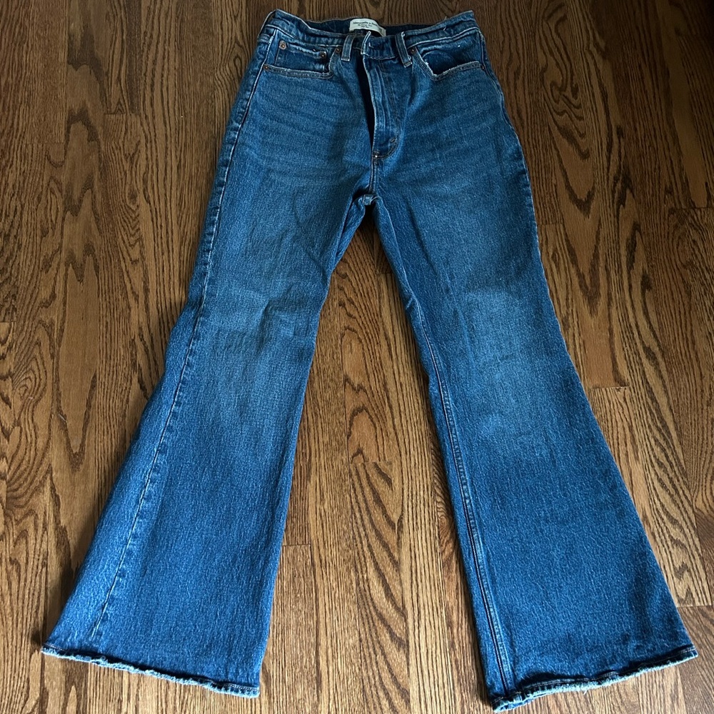 Abercrombie High Rise Vintage Flare 28S
